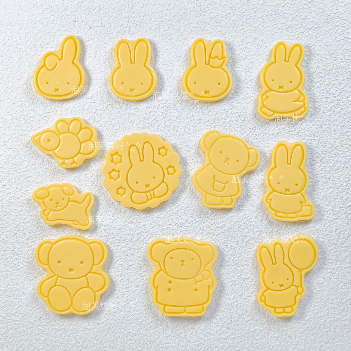 Cute 3D Press Cookie Mold with - Kitchen Appliances On Sale 评论和价格